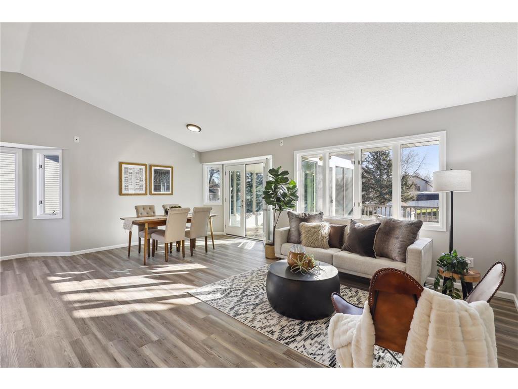 5900 142nd Street W Apple Valley MN 55124 6458694 image1