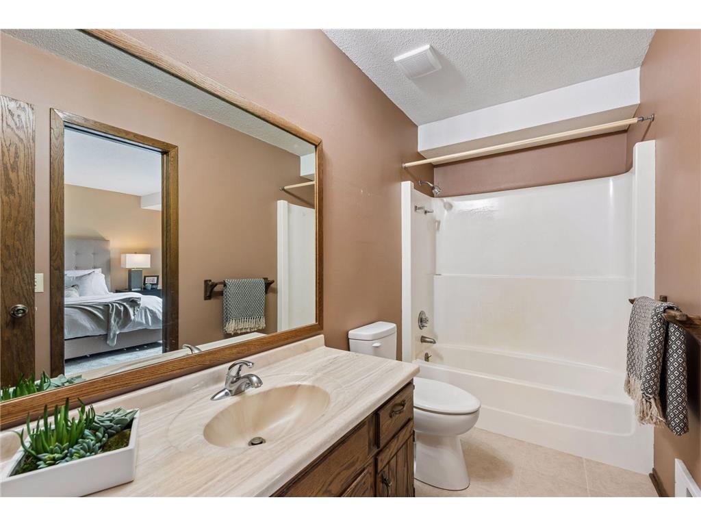 5900 Afton Road Shorewood MN 55331 7093951 image18