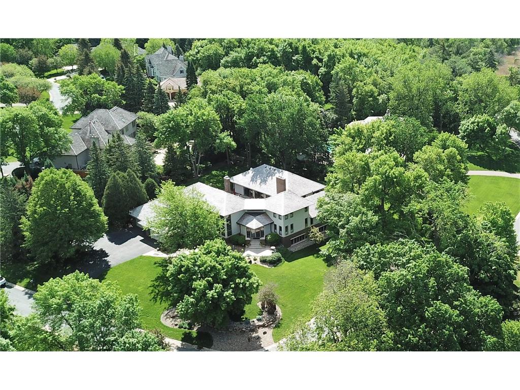 5900 Boulder Bridge Lane, Shorewood, MN 55331 MLS 6217420 Edina Realty