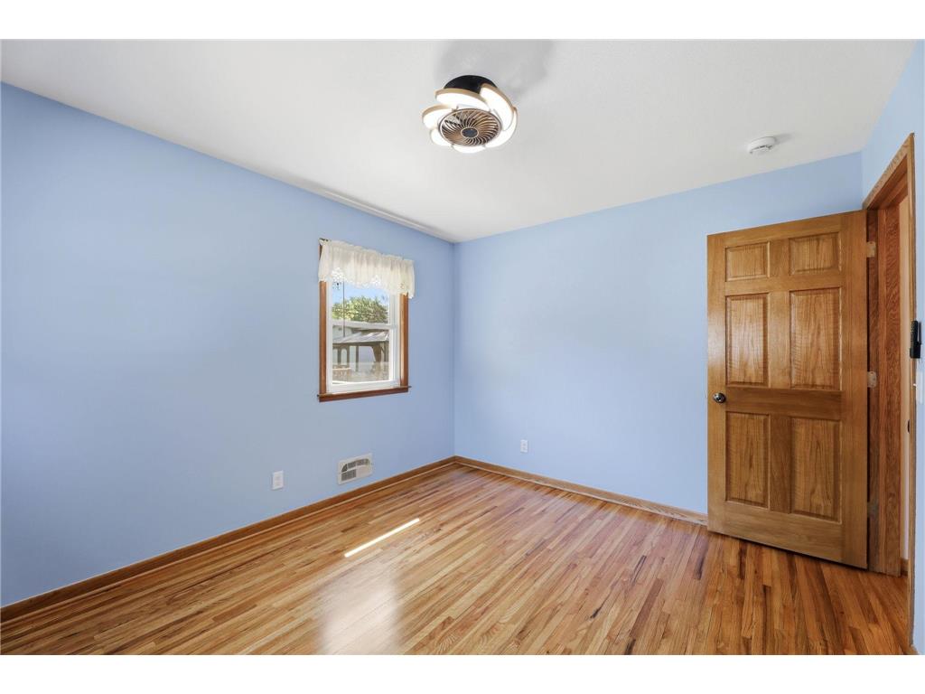5900 Ensign Avenue N New Hope MN 55428 7081264 image34