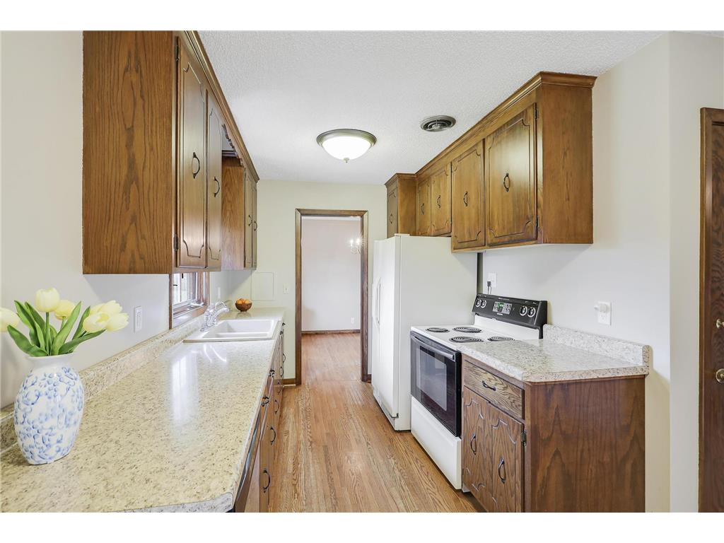 5900 Halifax Place Brooklyn Center MN 55429 7058015 image13