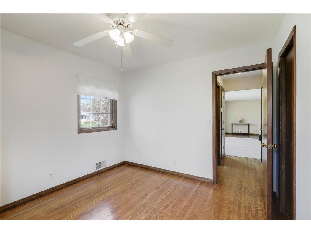 5900 Halifax Place Brooklyn Center MN 55429 7058015 image29