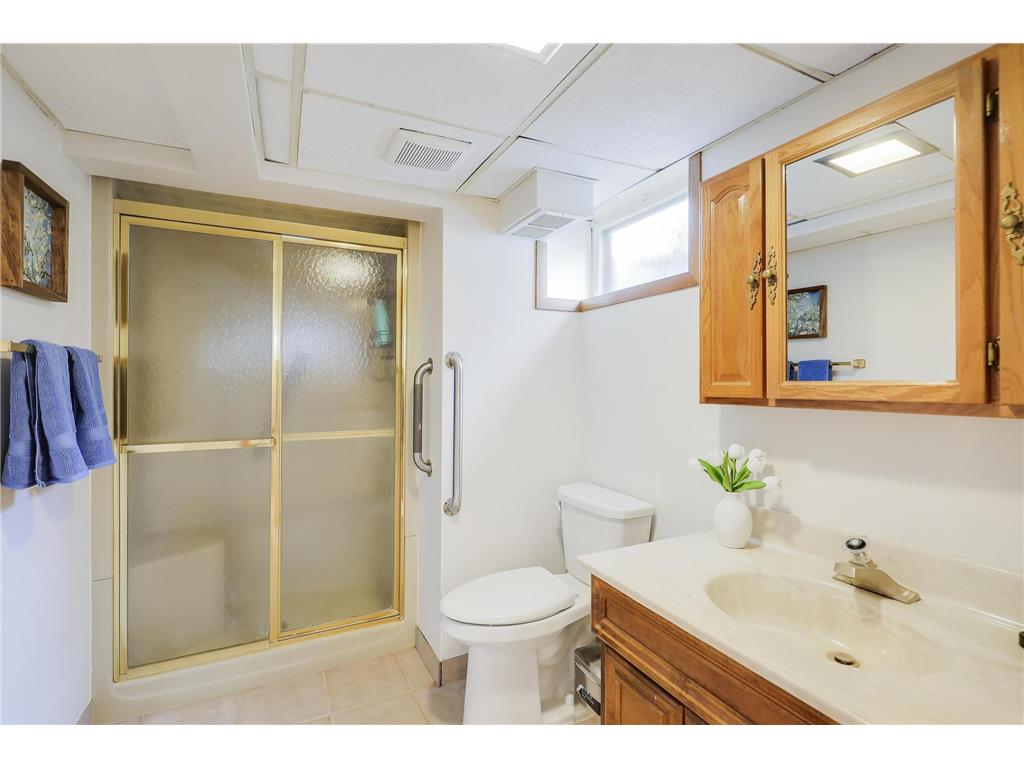5900 Halifax Place Brooklyn Center MN 55429 7058015 image39