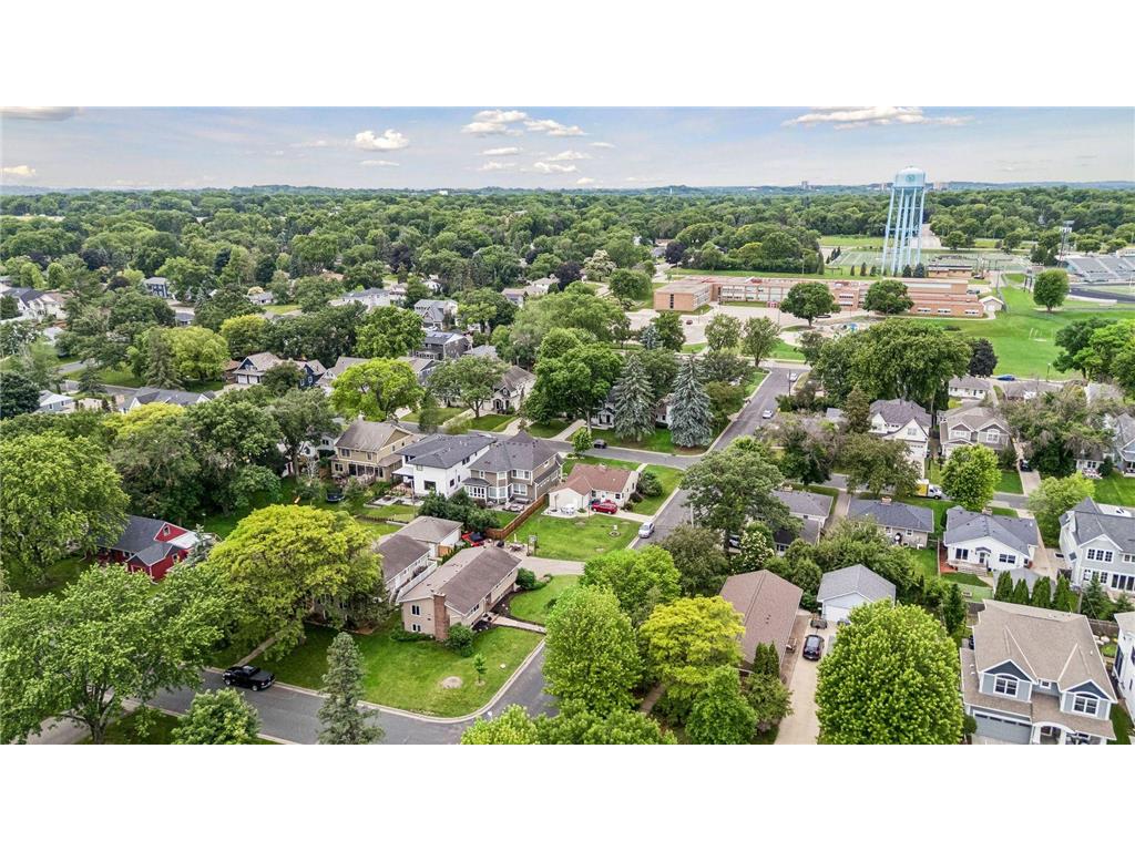 5900 Saint Johns Avenue Edina MN 55424 7084080 image22