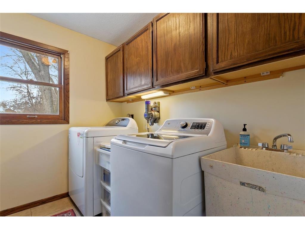 5900 W 99th Street, Bloomington, MN, 55438 MLS 6520152 Edina Realty