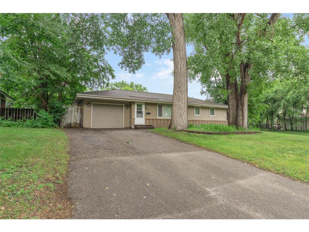 5901 6th Street NE Fridley MN 55432 7097086 image1