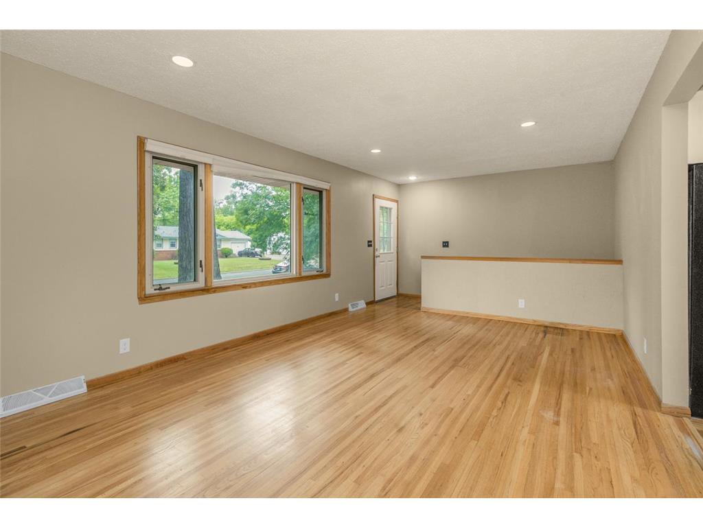 5901 6th Street NE Fridley MN 55432 7097086 image6