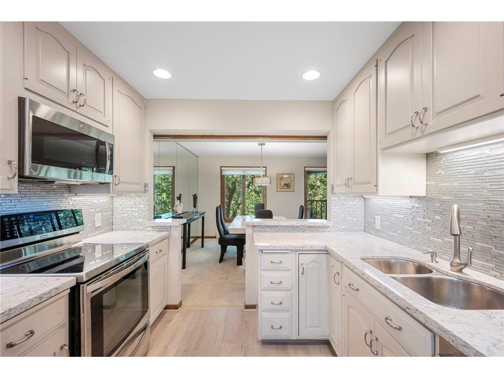 5901 Laurel Avenue #235 Golden Valley MN 55416 6799930 image1