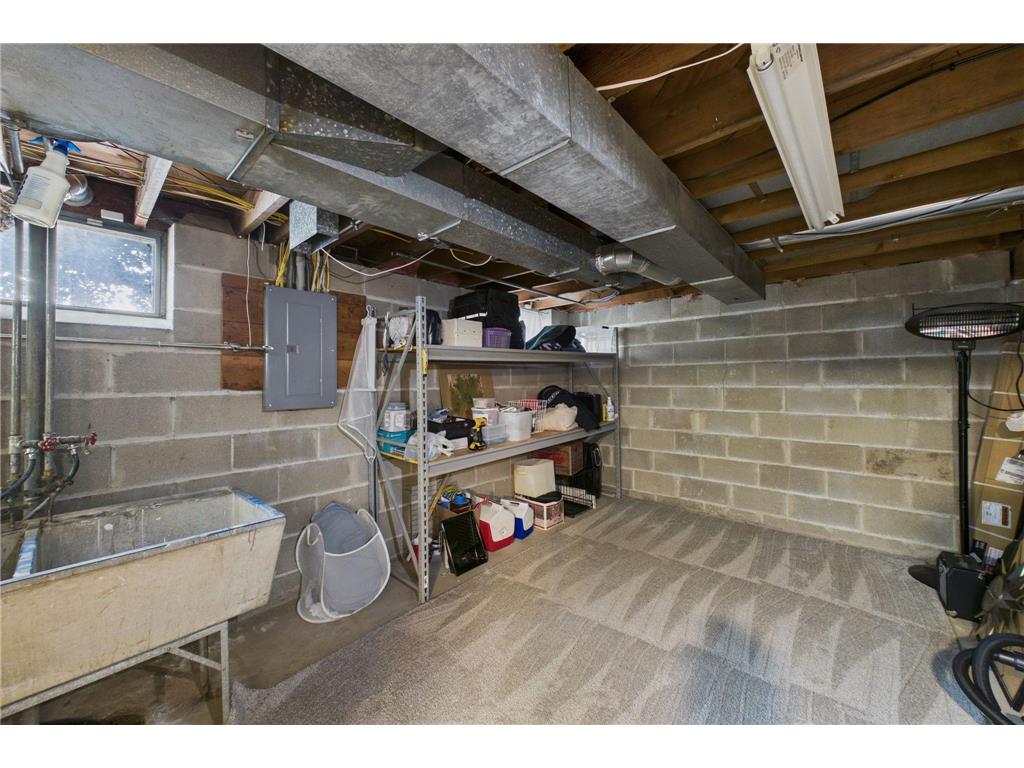 5901 Thomas Avenue S Minneapolis MN 55410 7093021 image20