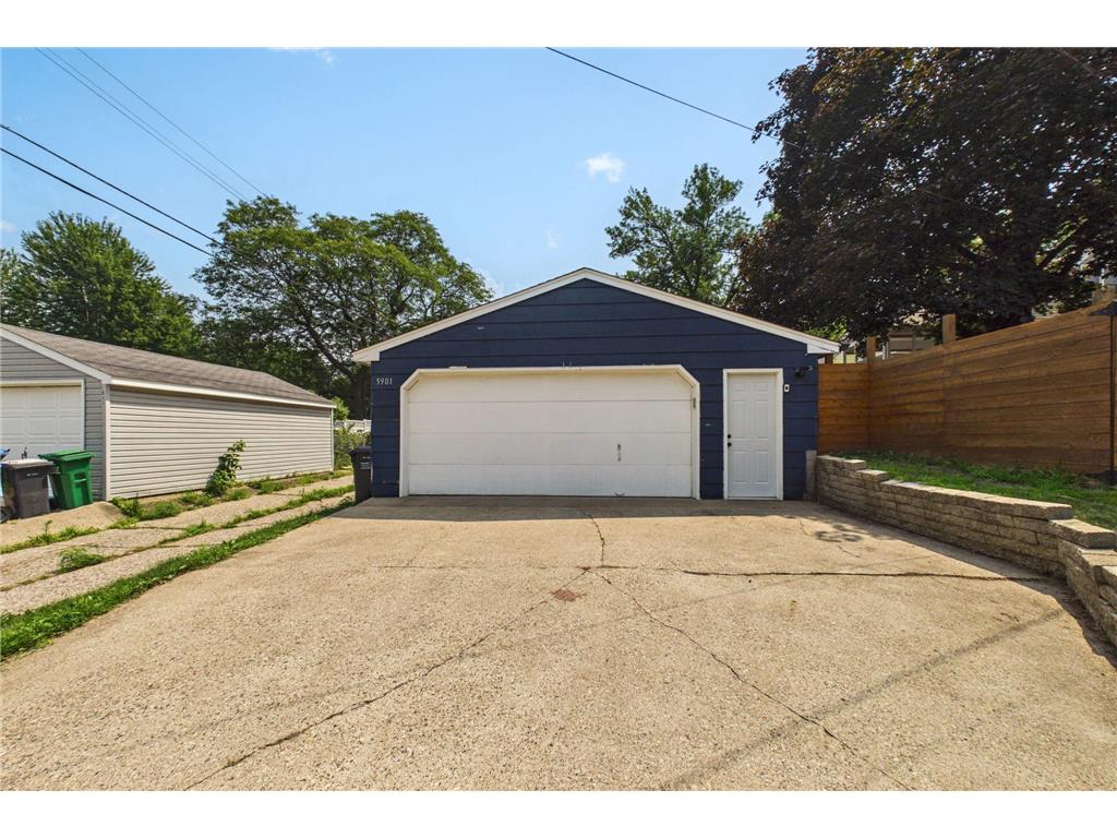 5901 Thomas Avenue S Minneapolis MN 55410 7093021 image26