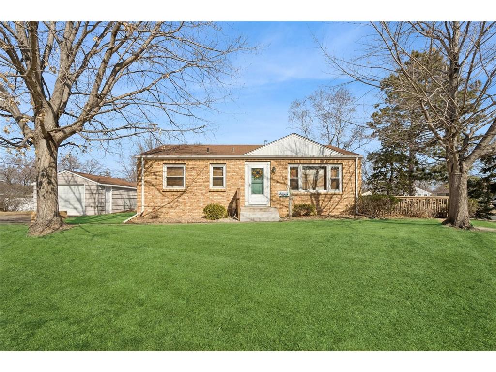 5901 Zenith Avenue N Brooklyn Center MN 55429 6685280 image1