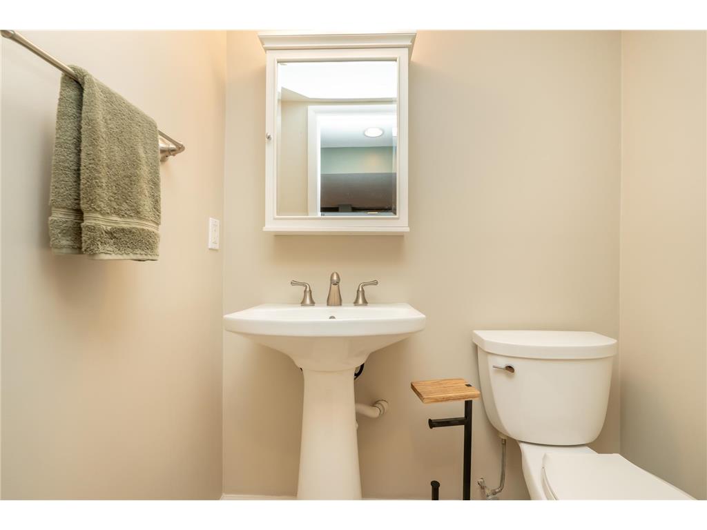 5904 Oaklawn Avenue Edina MN 55424 7071653 image33