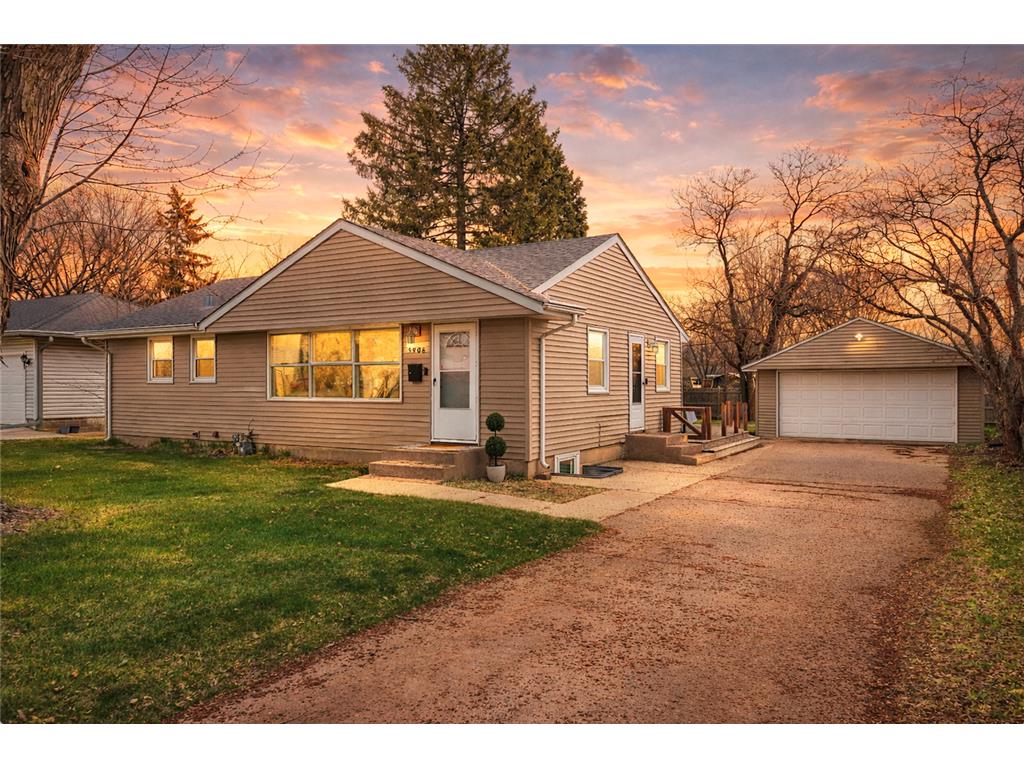 5906 Beard Avenue N Brooklyn Center MN 55429 7049899 image1