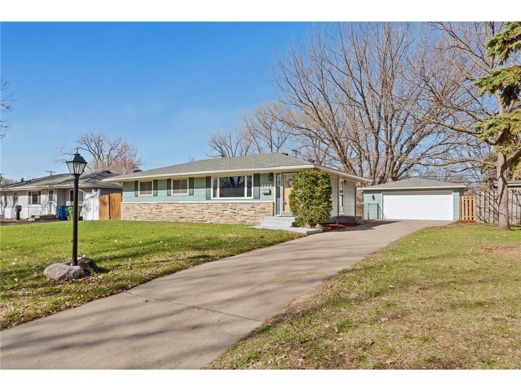 5908 7th Street NE Fridley MN 55432 6359604 image1