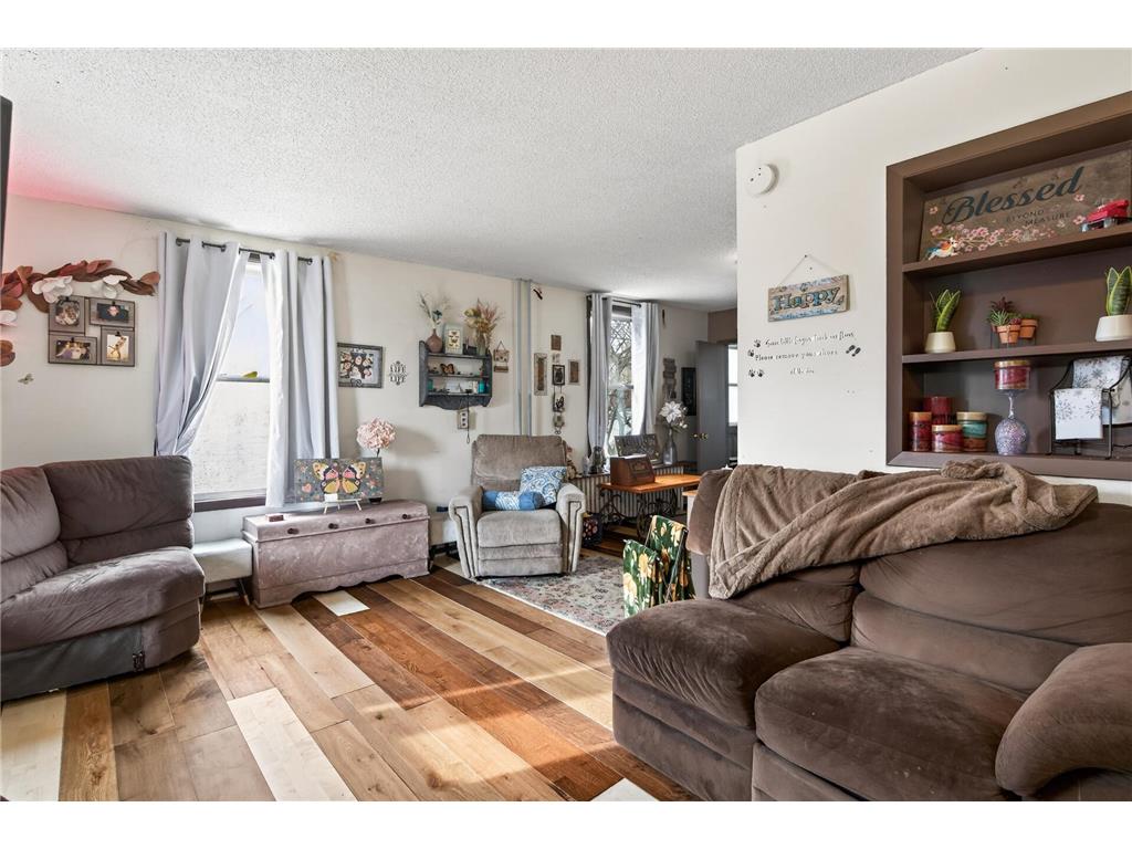 591 Payne Avenue Saint Paul MN 55130 7018983 image2