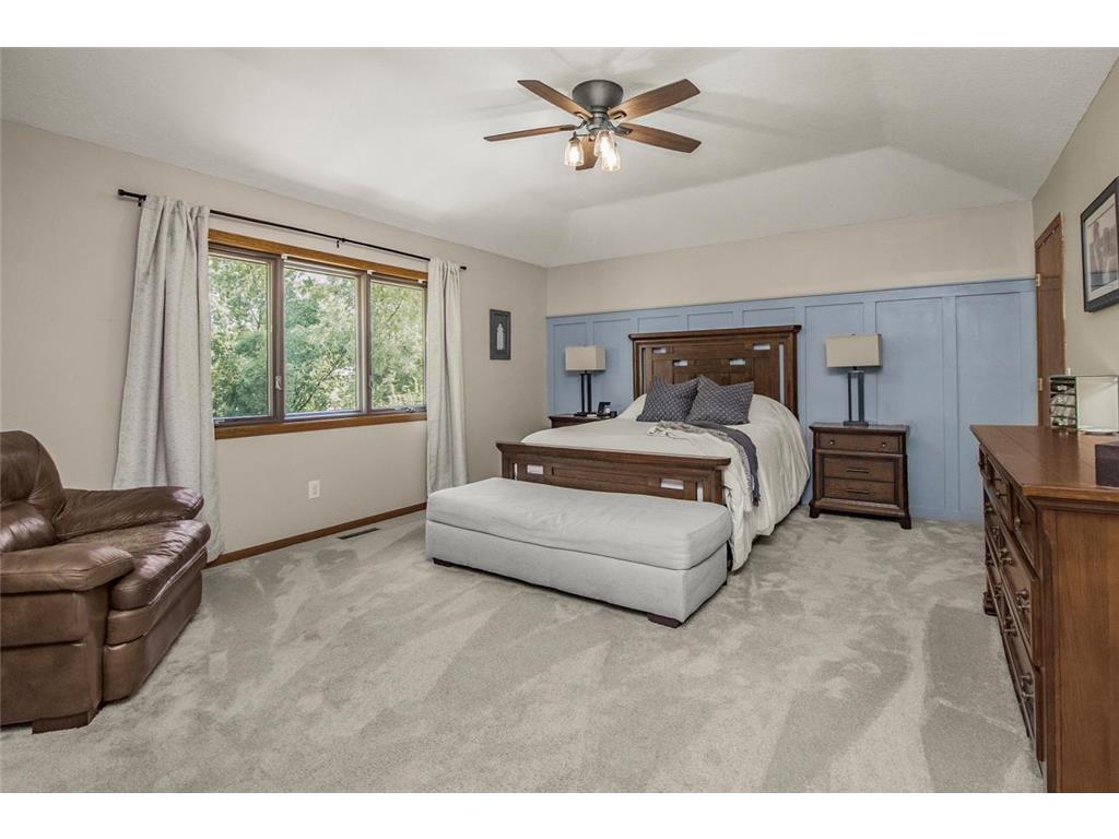 591 Autumn Oaks Court Eagan MN 55123 6773159 image22