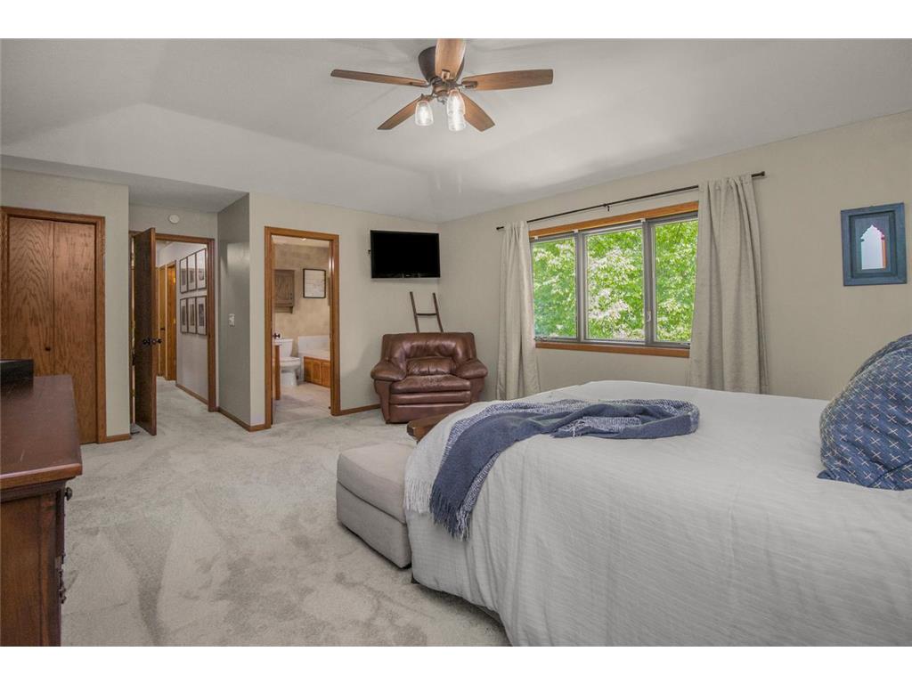 591 Autumn Oaks Court Eagan MN 55123 6773159 image23