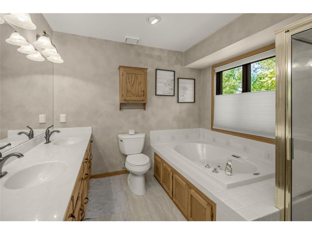 591 Autumn Oaks Court Eagan MN 55123 6773159 image24