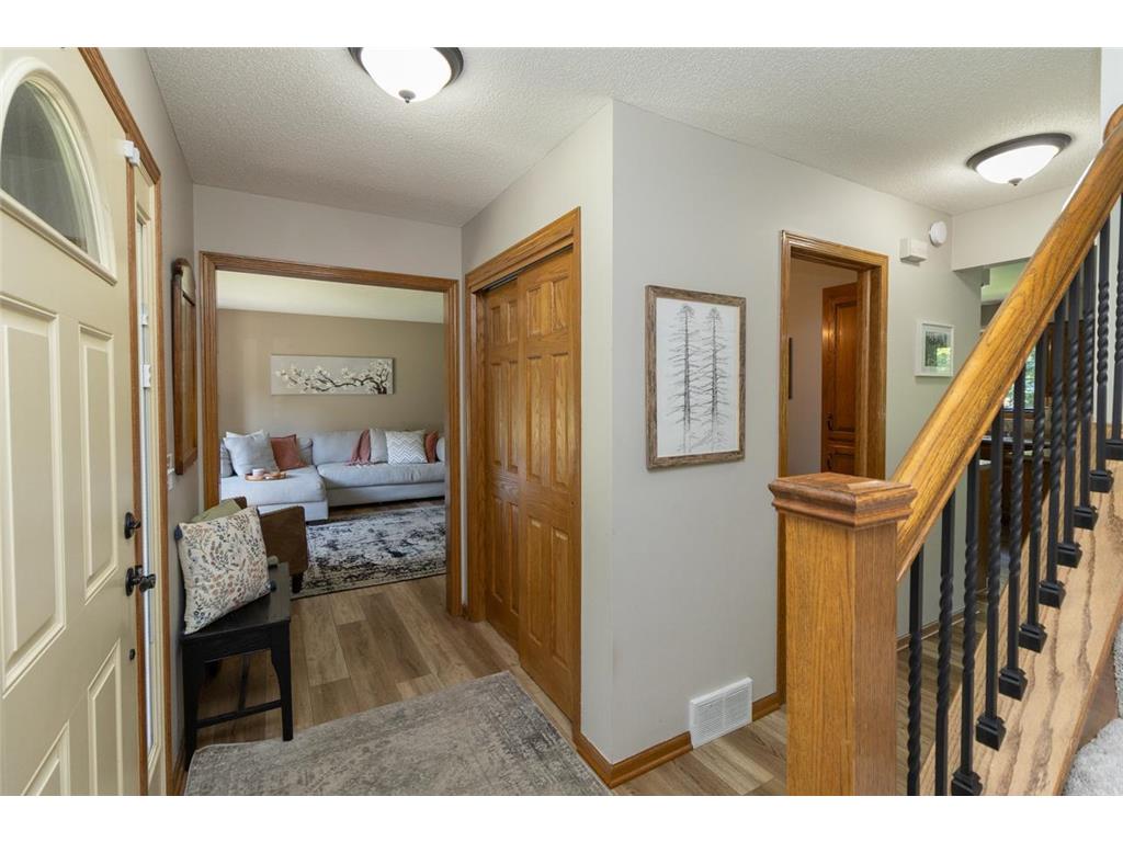 591 Autumn Oaks Court Eagan MN 55123 6773159 image5