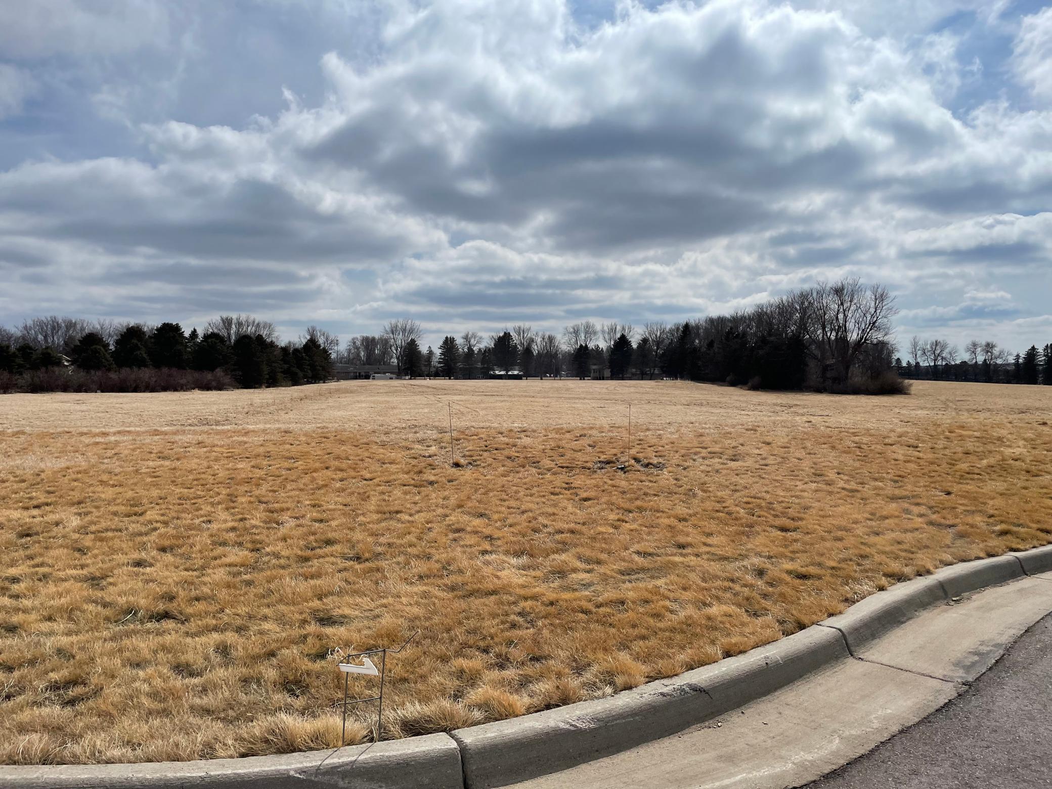 591 Hillcrest Street Edgerton MN 56128 6165657 image1