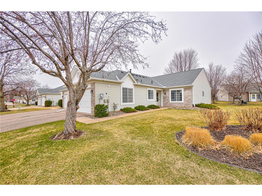 591 Markgrafs Lake Bay Woodbury MN 55129 6609205 image1