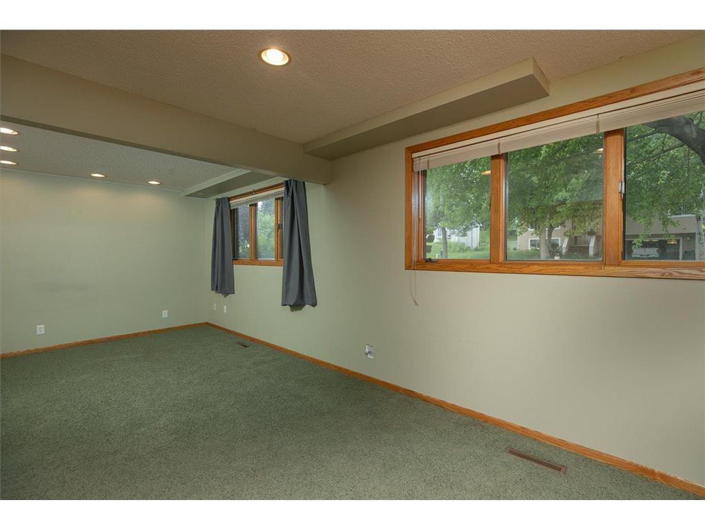 5911 24th Avenue NW Rochester MN 55901 7103556 image27