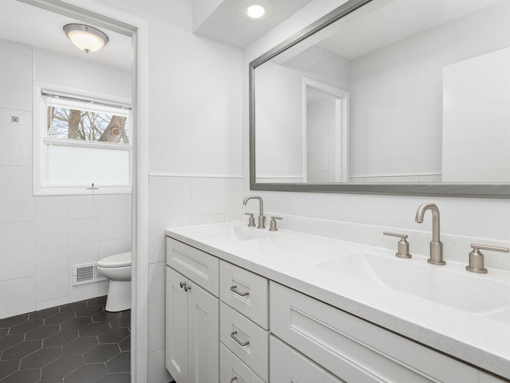 5912 Stoneybrook Drive Minnetonka MN 55345 7018945 image16