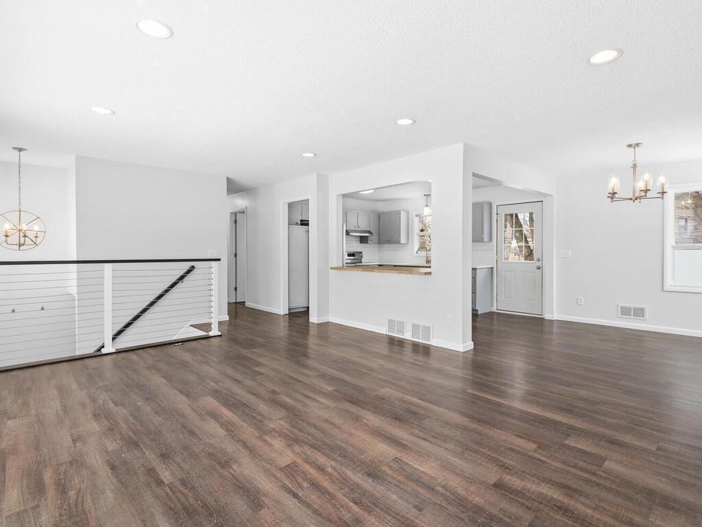 5912 Stoneybrook Drive Minnetonka MN 55345 7018945 image3