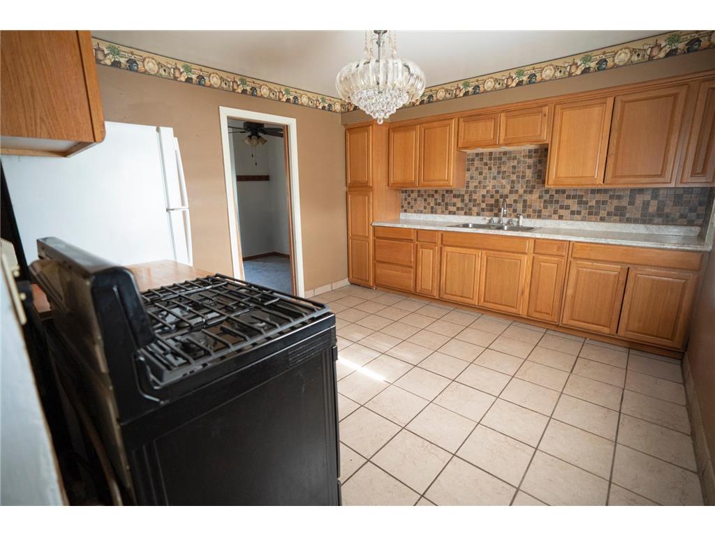 5913 Colfax Avenue N Brooklyn Center MN 55430 7087475 image11