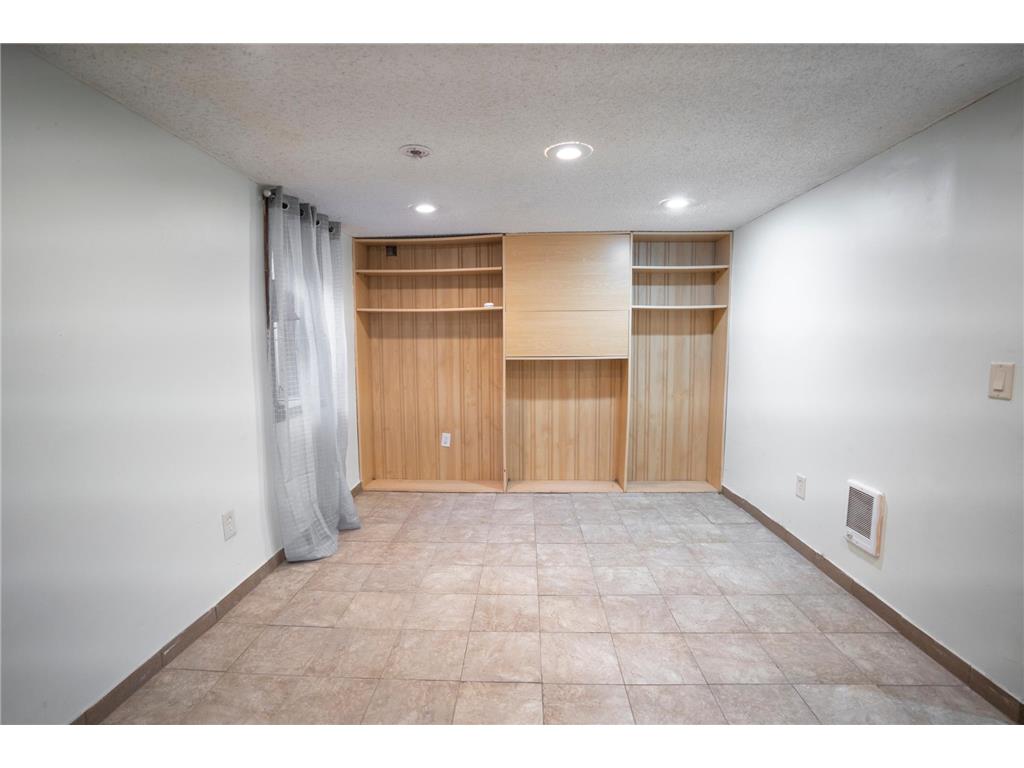 5913 Colfax Avenue N Brooklyn Center MN 55430 7087475 image18