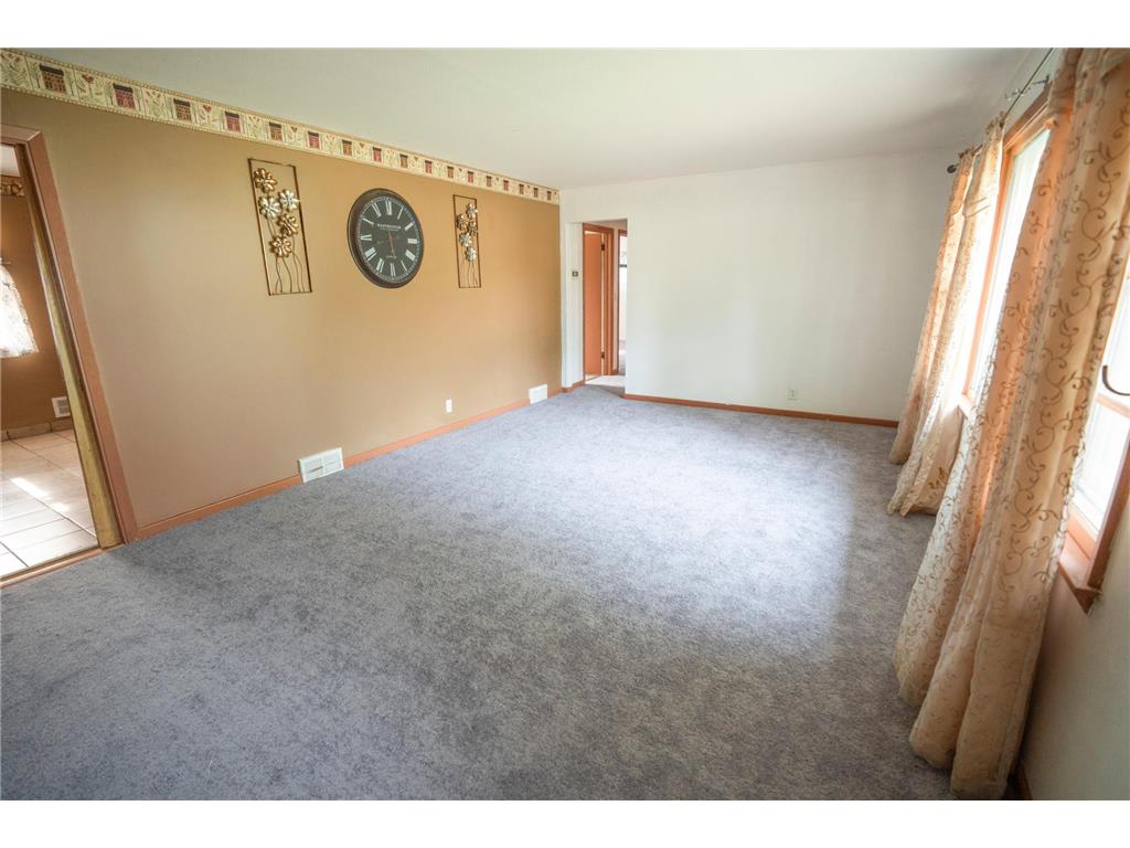 5913 Colfax Avenue N Brooklyn Center MN 55430 7087475 image6