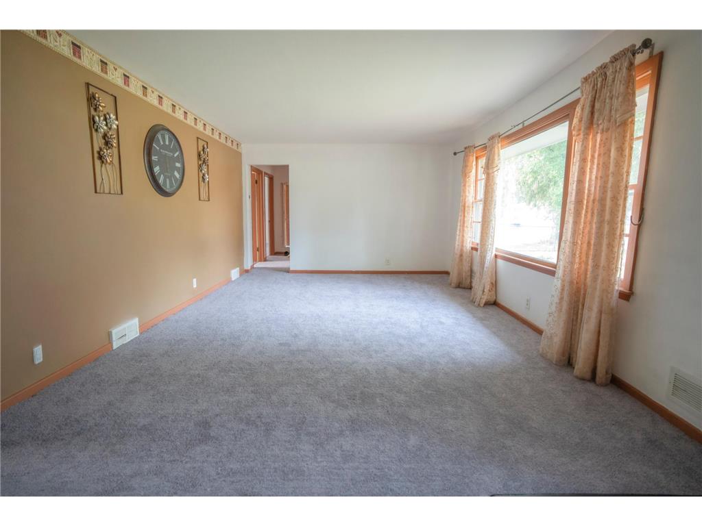 5913 Colfax Avenue N Brooklyn Center MN 55430 7087475 image7