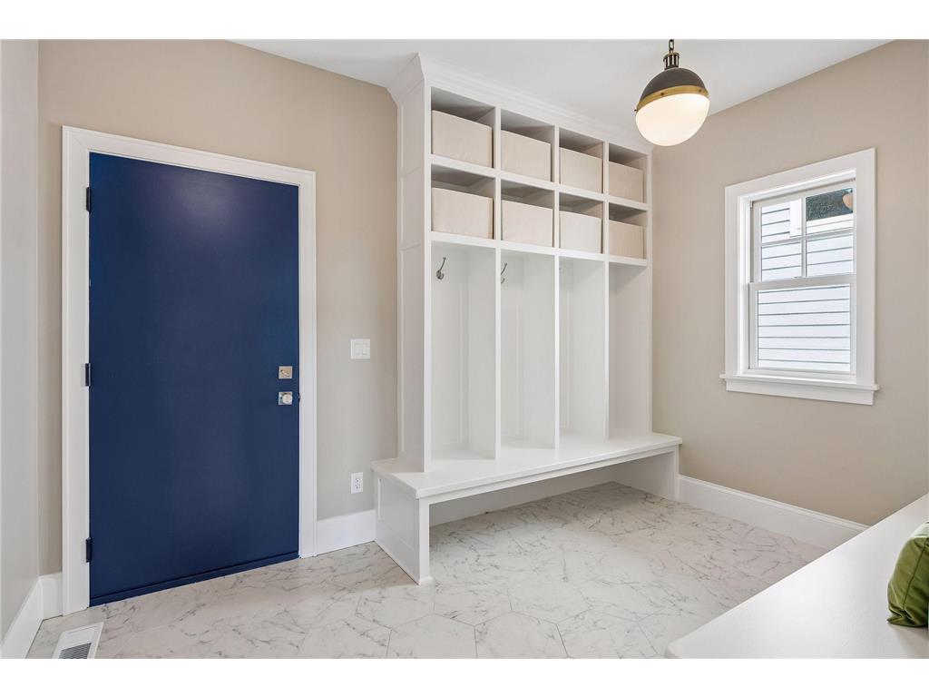5913 Kellogg Avenue Edina MN 55424 7080429 image24