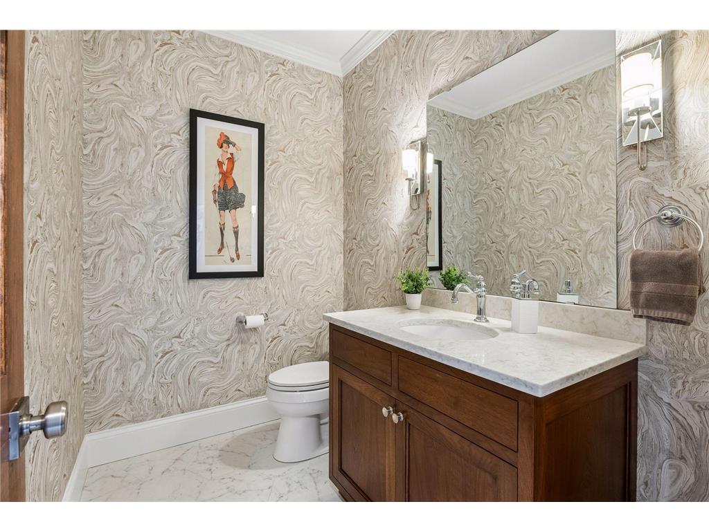 5913 Kellogg Avenue Edina MN 55424 7080429 image25