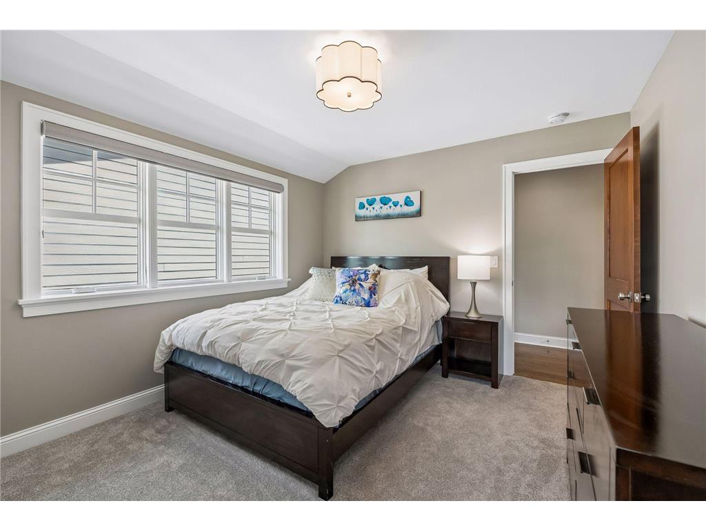 5913 Kellogg Avenue Edina MN 55424 7080429 image42