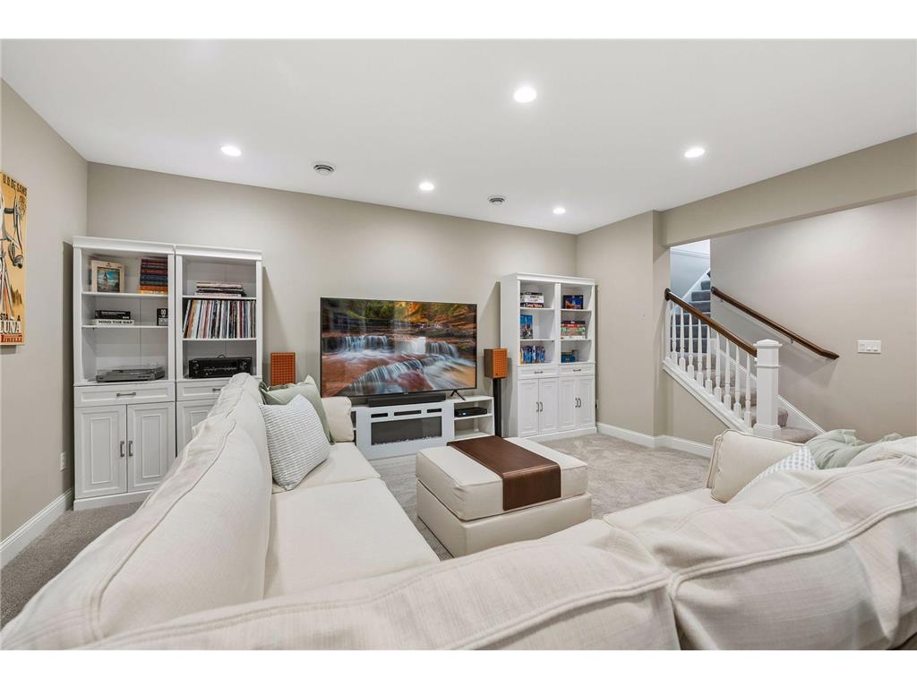 5913 Kellogg Avenue Edina MN 55424 7080429 image46