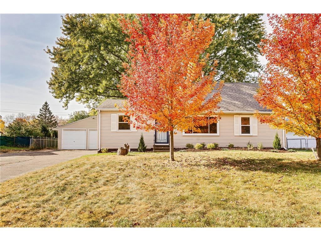 5915 Carlson Street Shoreview MN 55126 6613921 image1