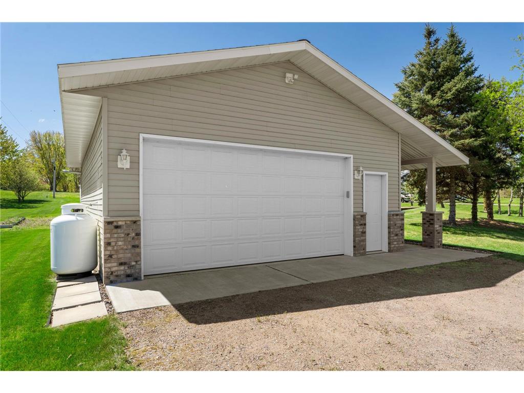 5916 Galaxy Road Saint Augusta MN 56301 7071361 image11