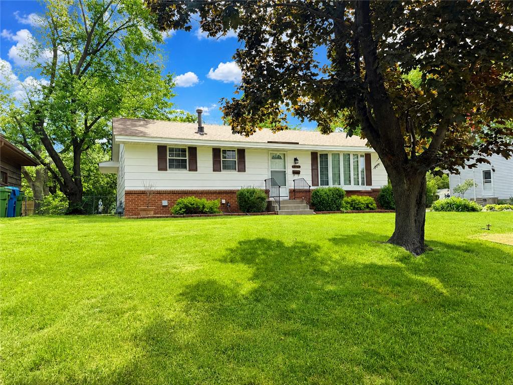 5917 5th Street NE Fridley MN 55432 7081861 image2