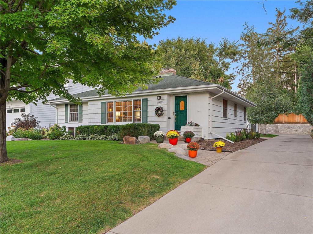 5917 Chowen Avenue S Edina MN 55410 6609742 image1