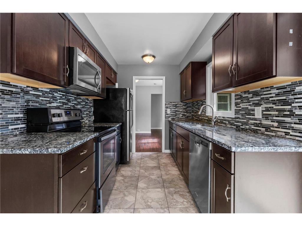 5918 Admiral Lane N Brooklyn Center MN 55429 7018687 image17