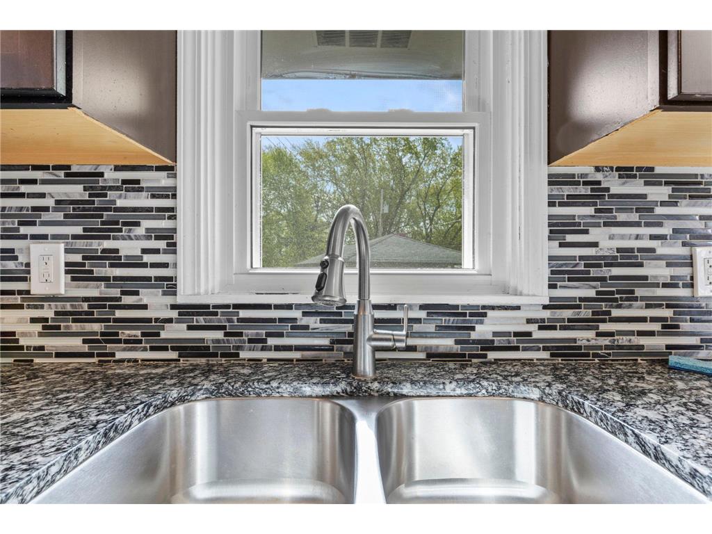 5918 Admiral Lane N Brooklyn Center MN 55429 7018687 image19