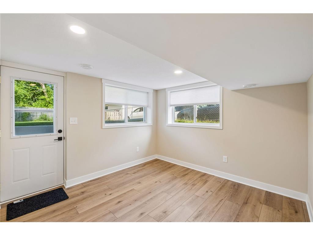 5919 Carlson Street Shoreview MN 55126 7106229 image23