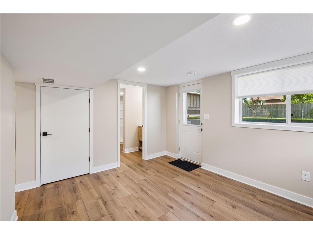 5919 Carlson Street Shoreview MN 55126 7106229 image24