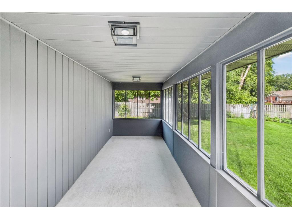 5919 Carlson Street Shoreview MN 55126 7106229 image30