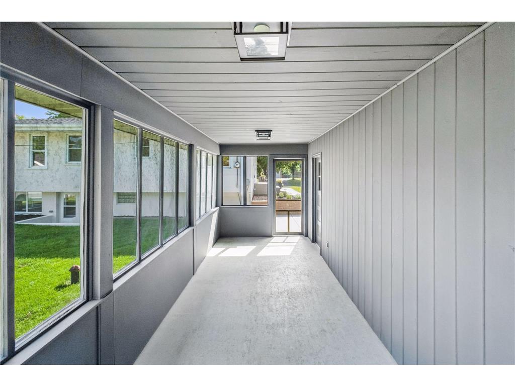 5919 Carlson Street Shoreview MN 55126 7106229 image31
