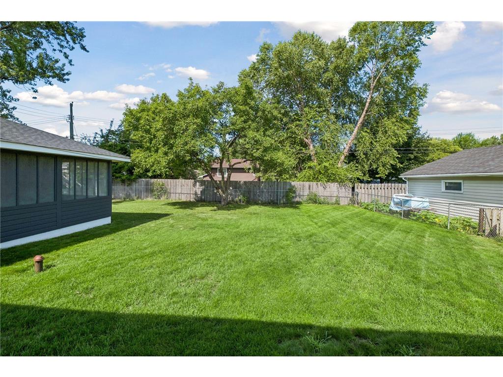 5919 Carlson Street Shoreview MN 55126 7106229 image35