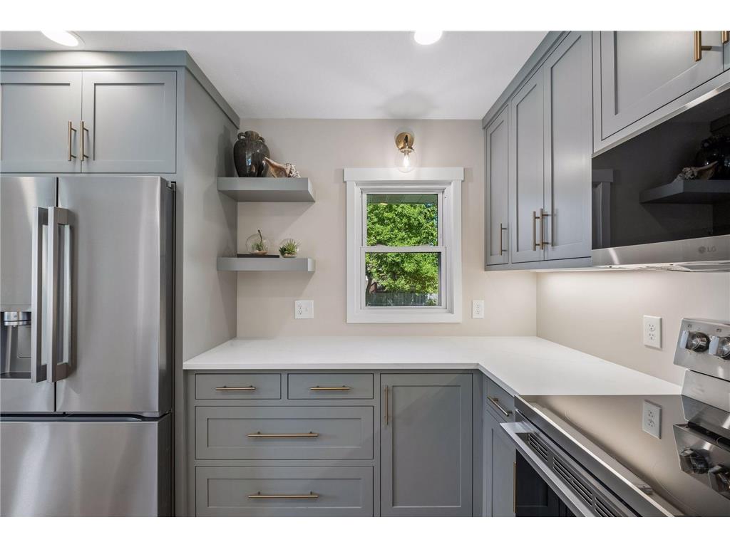 5919 Carlson Street Shoreview MN 55126 7106229 image7