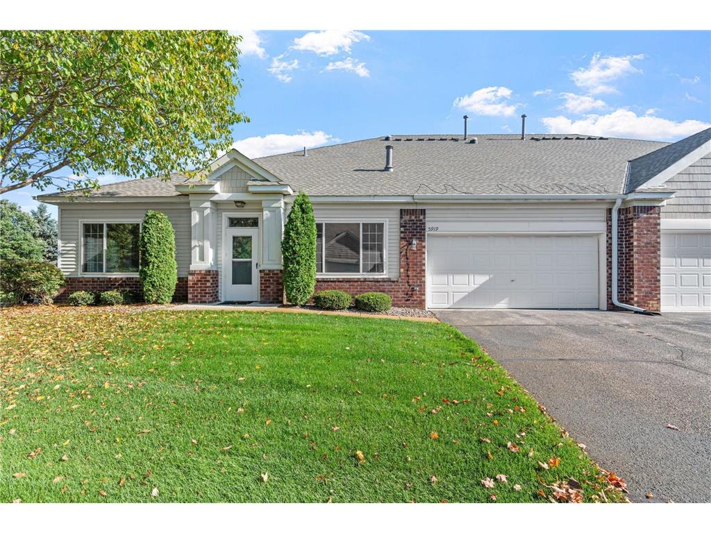 5919 Prairie Ridge Drive Shoreview MN 55126 6679425 image1