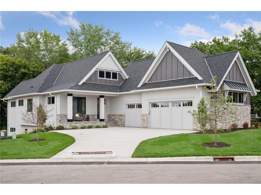 592 Harbor Court Shoreview MN 55126 - Snail 6696454 image1